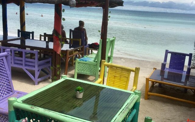 Ritzy's White Beach Resort & Restaurant
