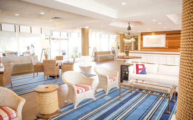 Port Royal Oceanfront Hotel