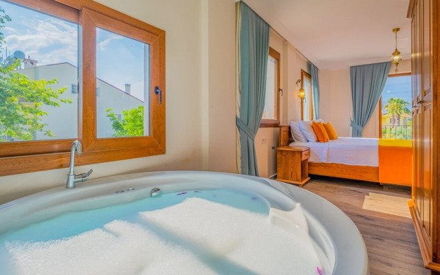 Myra Villa 1