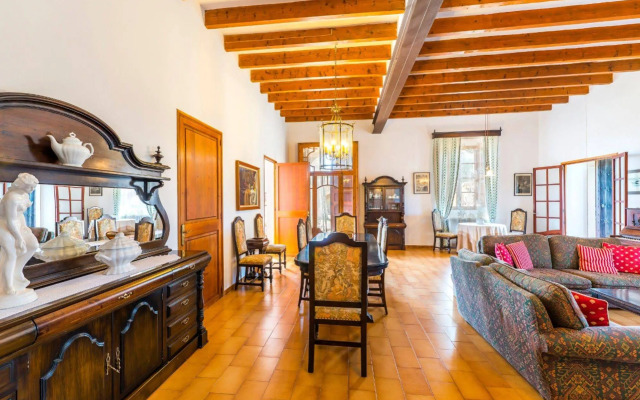 Villa Can Cirerol