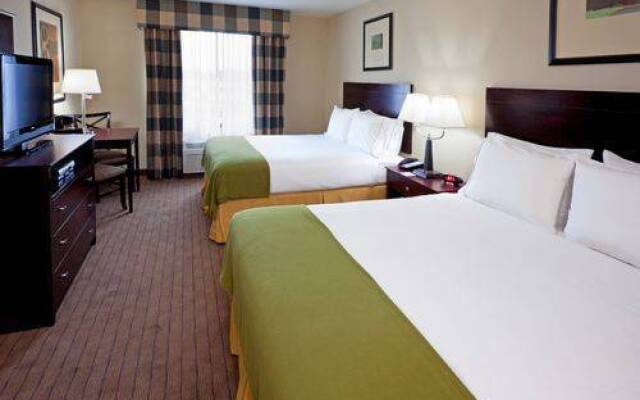 Holiday Inn Exp Syracuse N Airport Area