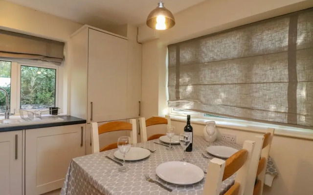 Mimosa Cottage, West Bexington