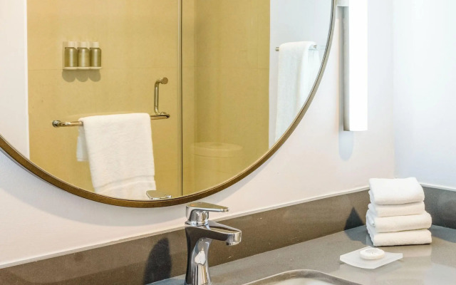 Fairfield Inn & Suites by Marriott Cancun Downtown