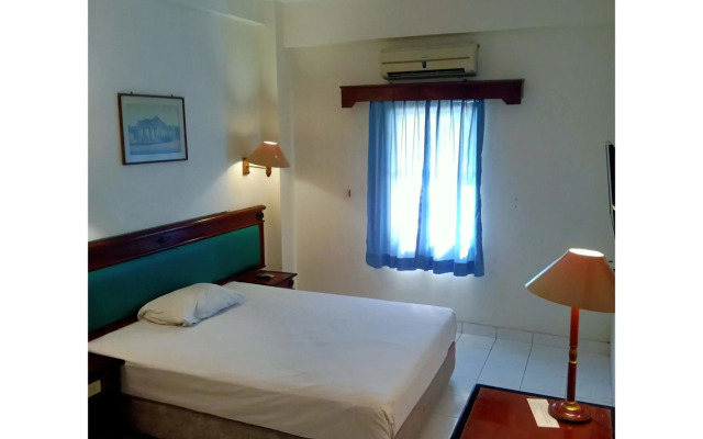 Puri Jaya Hotel