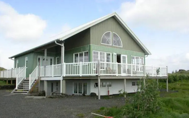 Kaldbakur Guesthouse