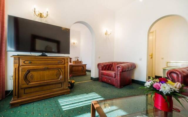 Hotel Carpati