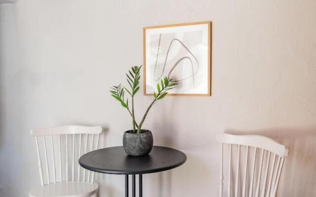 Rania Apartments Sea View