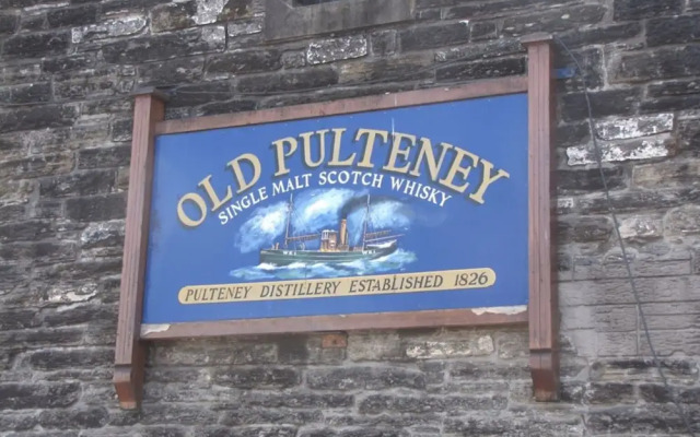 Harbour Bridge Camps Bar