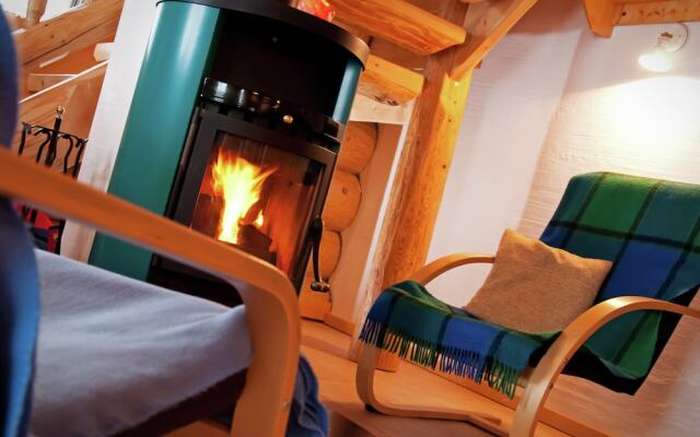 Wooden Chalet in Fusch an der Großglocknerstraße With Sauna