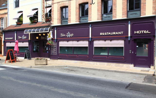 hotelImage