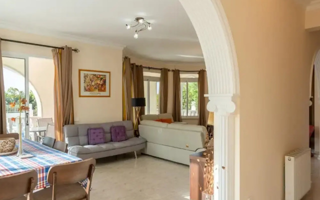 Villa Komissa in Argaka