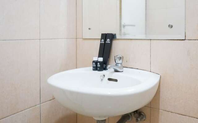 Comfy Studio Apartment at Margonda Residence 2 By Travelio