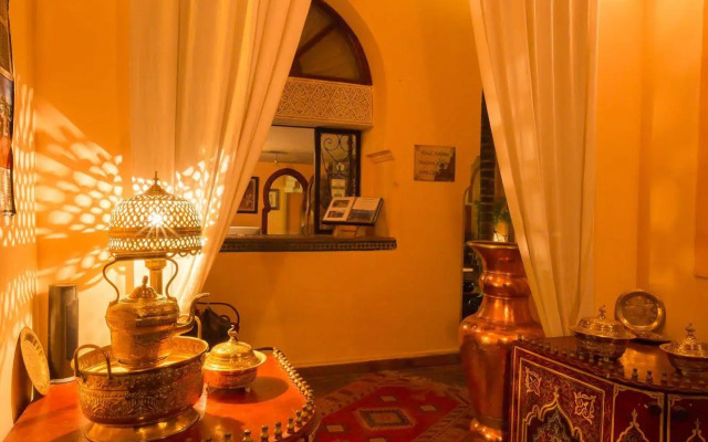 Riad Amina