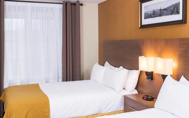 Holiday Inn Express and Suites Tremblant by IHG