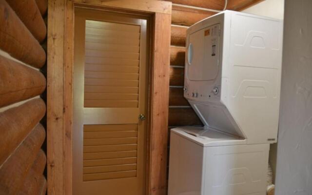 Grizzly-peak-cabin