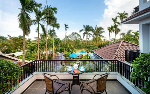 Serene River Villa