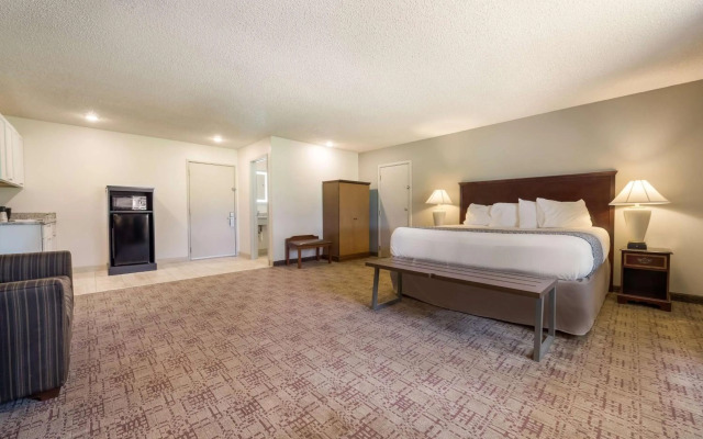 SureStay Hotel by Best Western Thomson