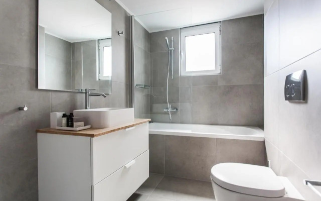 Spacious 1BD Apartment near HELEXPO Marousi by UPSTREET