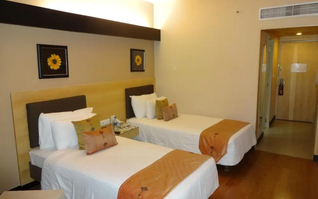 Hotel Green Park Hyderabad