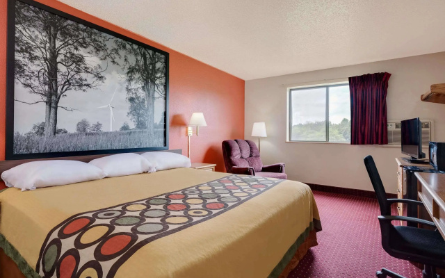 Super 8 By Wyndham Martinsburg
