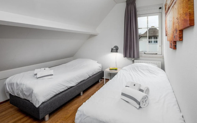 Tatched Villa With Dishwasher, 1 km From the Beach