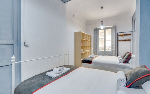 OYO Ruzafa Guesthouse