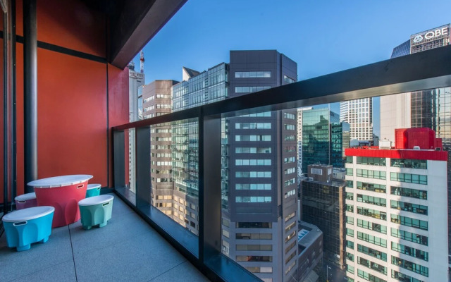 Ehome - Central CBD Romantic Apartment, Two Blocks from Waterfront