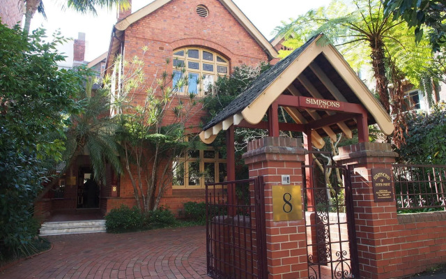 Simpson Of Potts Point