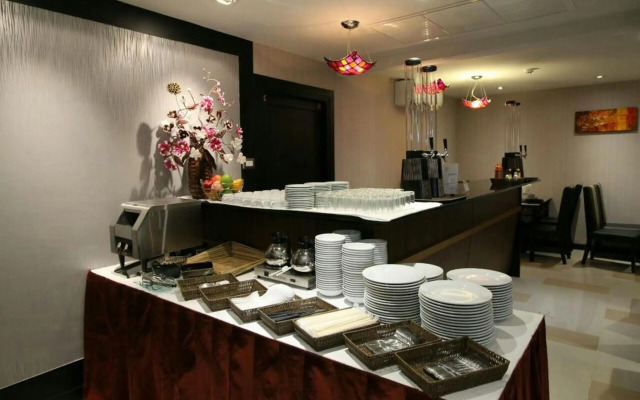 Leelawadee Modern Resort Huaykwang