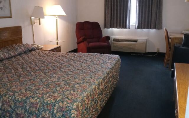 New Martinsville Inn