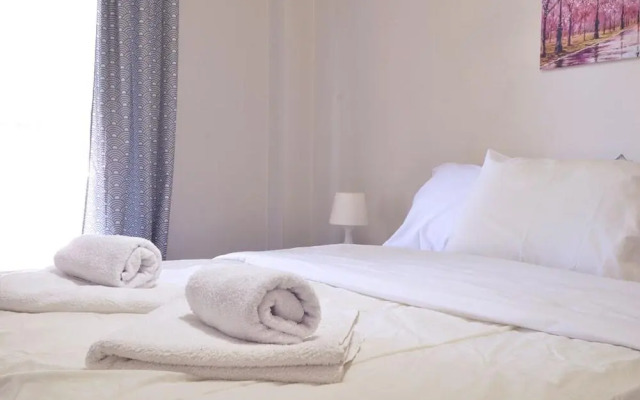 Kerameikos, a lovely apartment