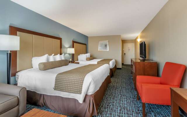 Best Western On The River