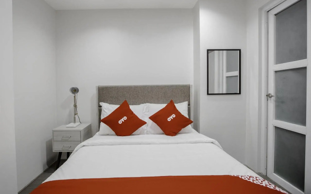 Sanchez Hotel by OYO Rooms