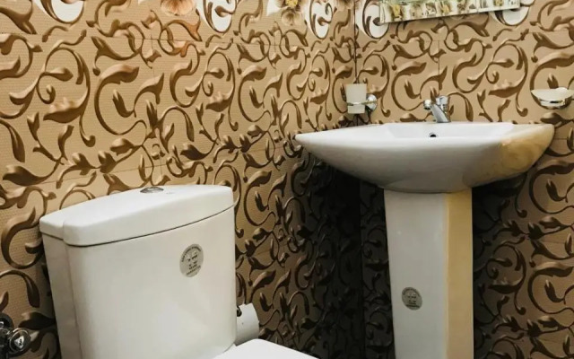 Treasure House Tourist Rest