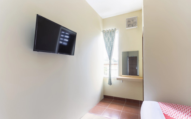 OYO 3130 D'Valley View