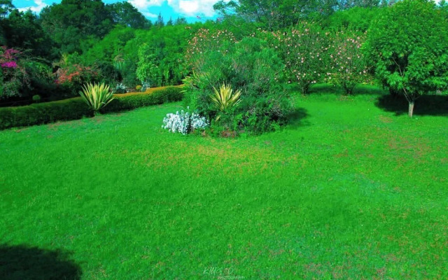 Lee Njiru Resort