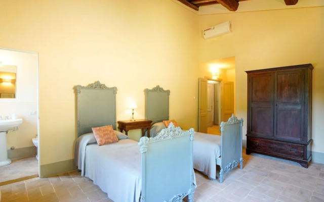 Belvilla by OYO Villa Sparina
