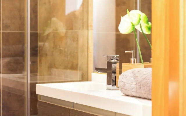 Chiad1 · Duque 53 Amazing Terrace · Netflix · AC