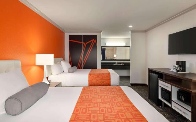Howard Johnson Inn San Diego State University Area