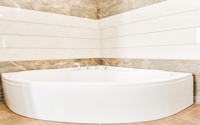 Capital O 44117 Hotel Alphonso