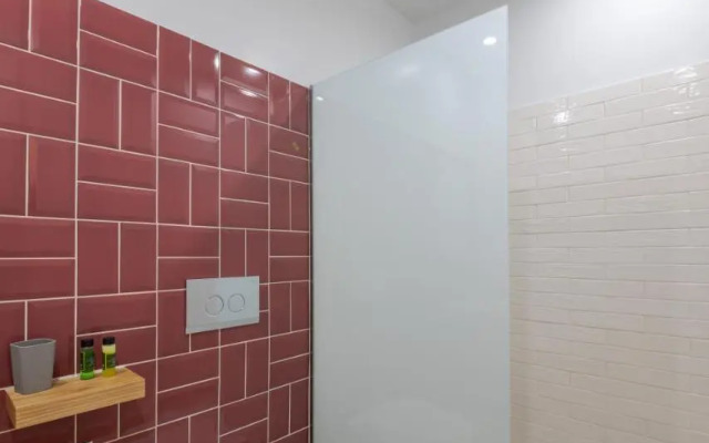 Stylish Studio Apartment - 1 House