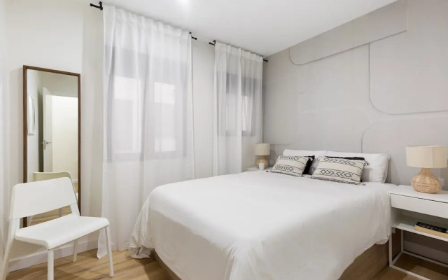 Urban Chill Apartments By Olala Homes