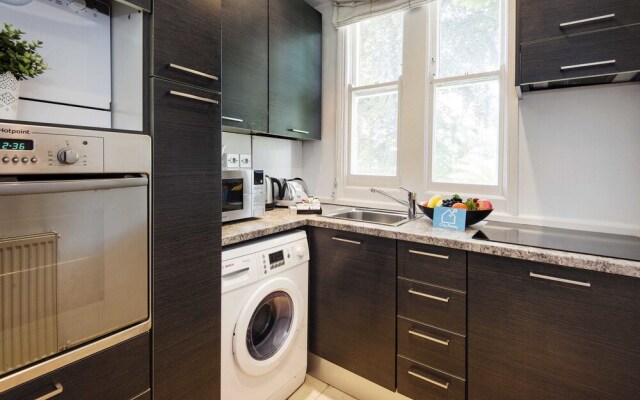 The Chelsea Cathcart Lodge - PC01