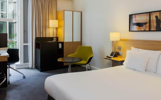 DoubleTree by Hilton Amsterdam Centraal Station