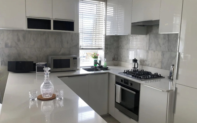 Londoncity / Freep / 1DB / En-suite/ Wifi