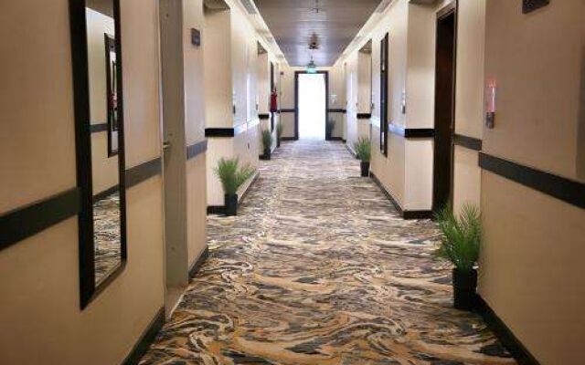 Zaha Taiba Hotel