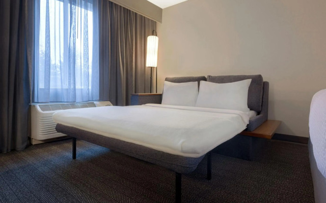 Courtyard by Marriott Portland Southeast/Clackamas