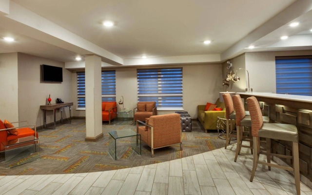 Holiday Inn Express & Suites Fredericton by IHG