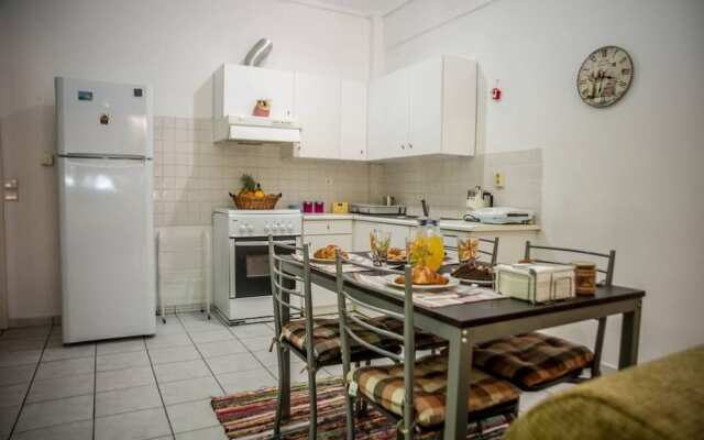 Antoine's central flat near the sea