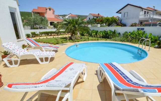 House Valdor Cervia